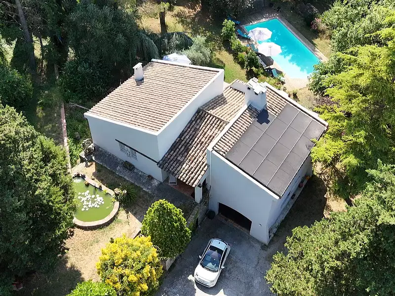 Maison, 195 m²