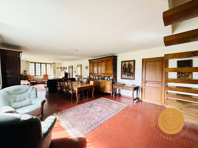 Maison, 260 m²