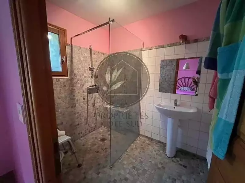 Maison, 231 m²