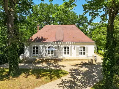 Maison, 215 m²