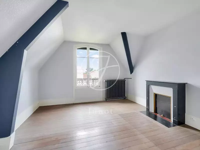 Maison, 219 m²