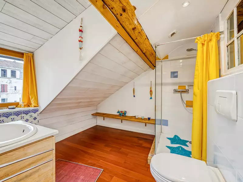 Maison, 280 m²