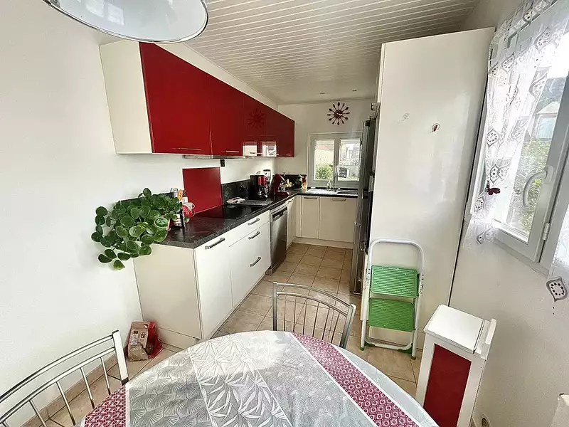 Maison, 77 m²