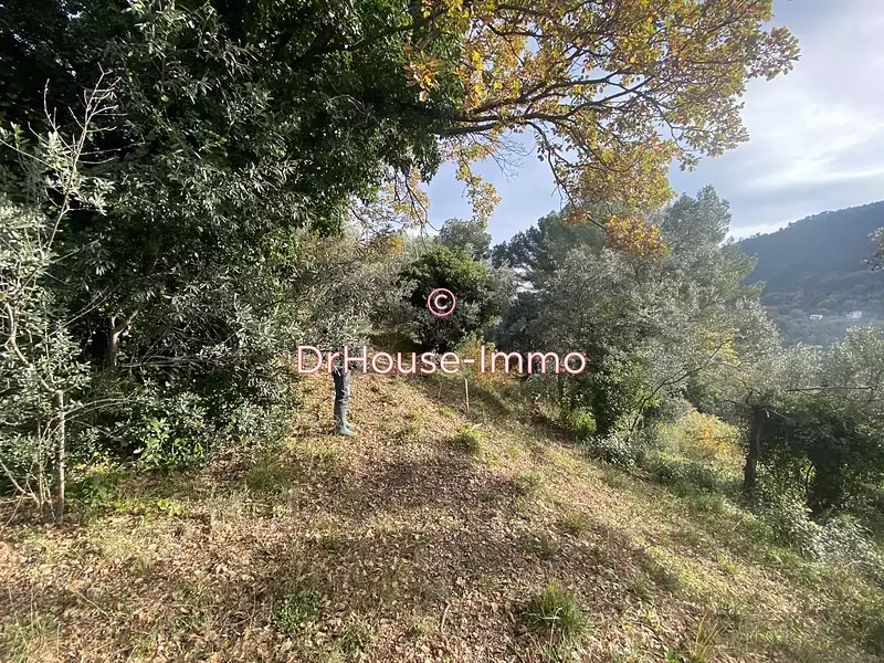 Terrain, 1 675 m²