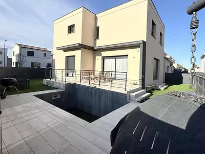 Maison, 130 m²