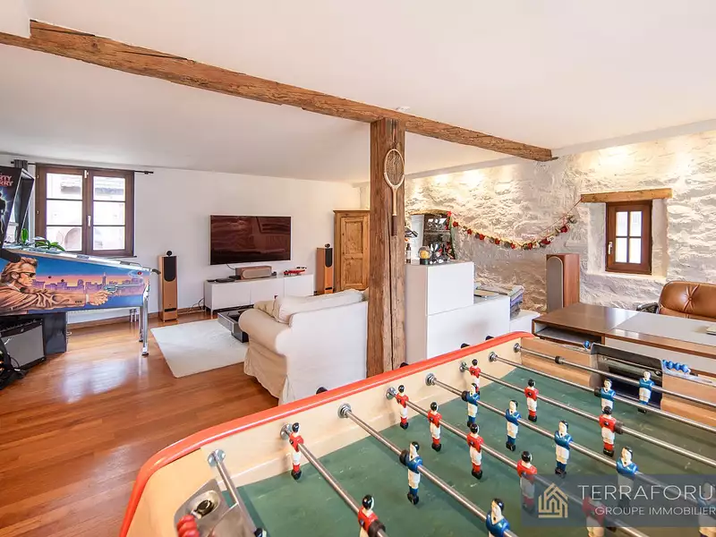 Maison, 223 m²