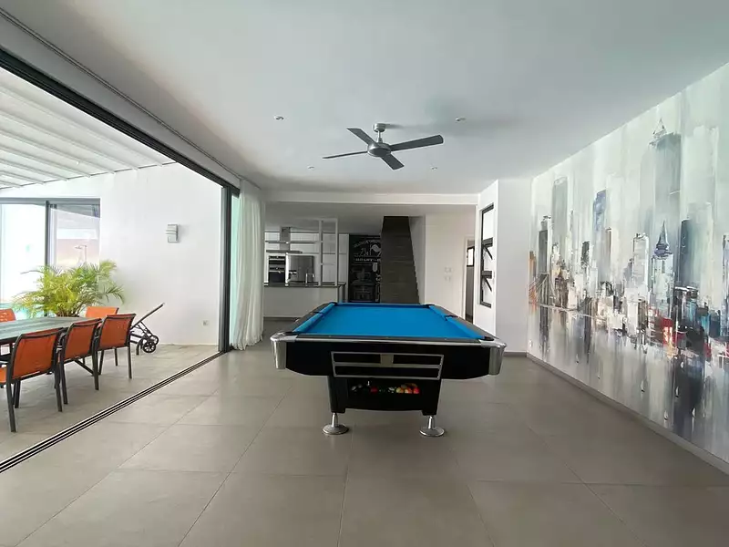Maison, 420 m²