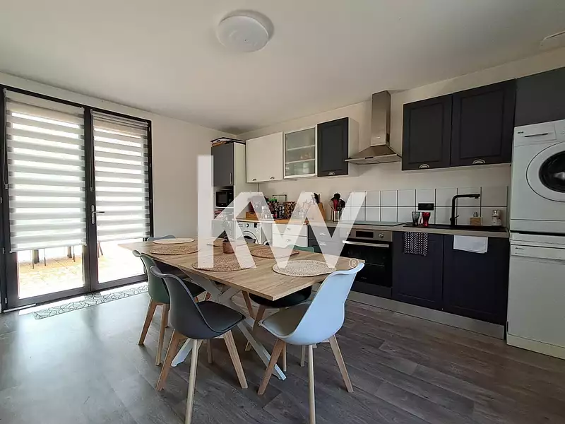 Maison, 180 m²