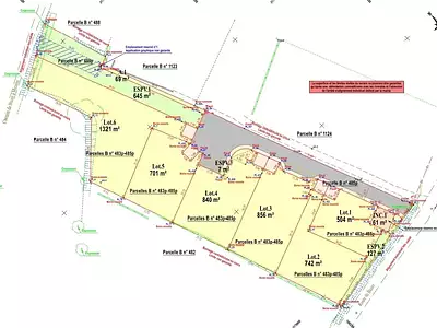 Terrain, 742 m²