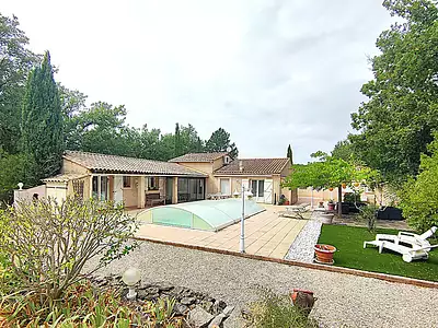 Maison, 151 m²