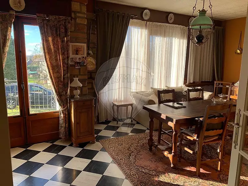 Maison, 98 m²