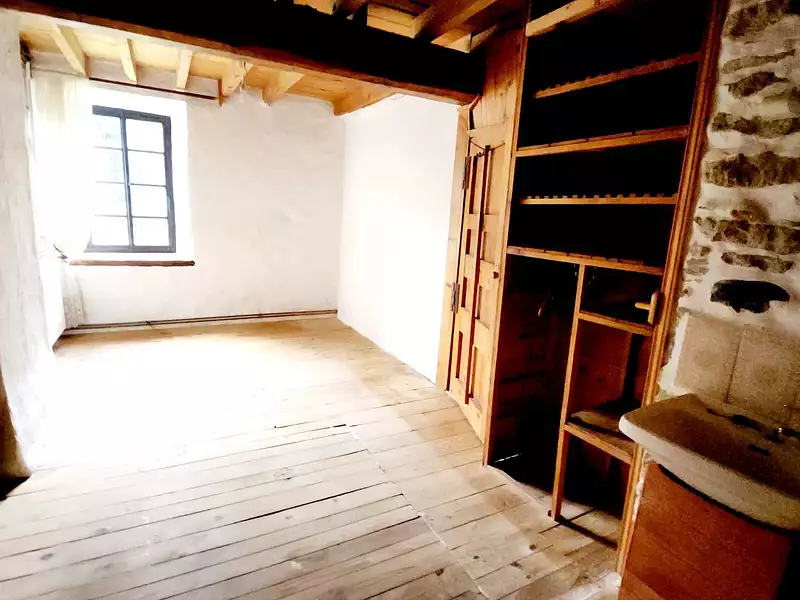 Maison, 225 m²