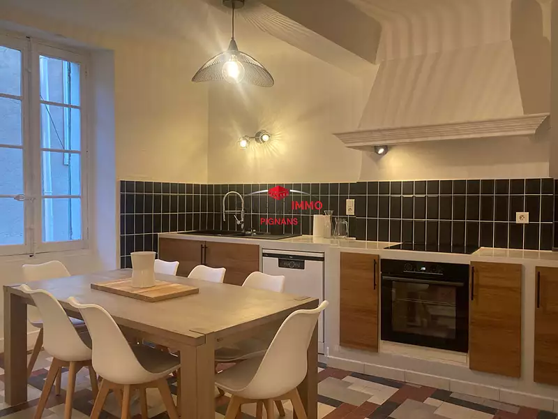 Maison, 380 m²