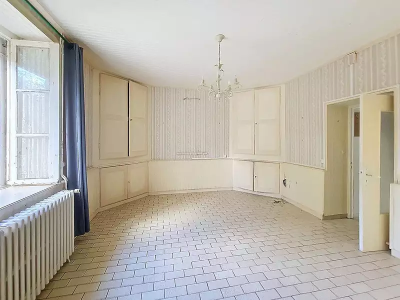 Maison, 270 m²