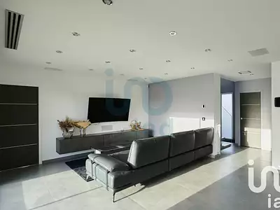 Maison, 386 m²
