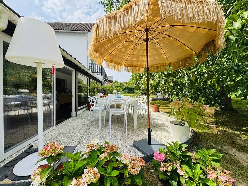 Maison, 280 m²
