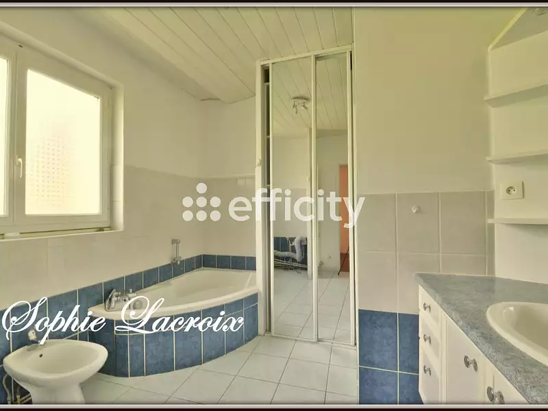 Maison, 142 m²