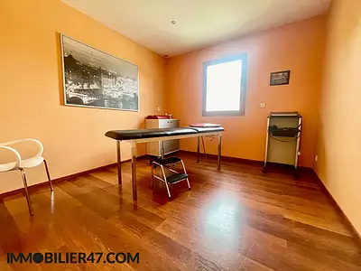 Maison, 250 m²