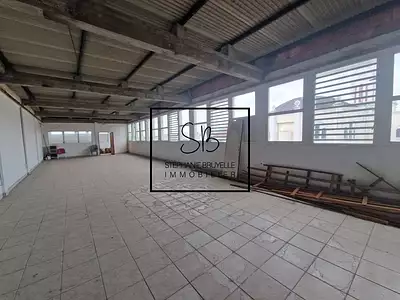 Immeuble, 672 m²