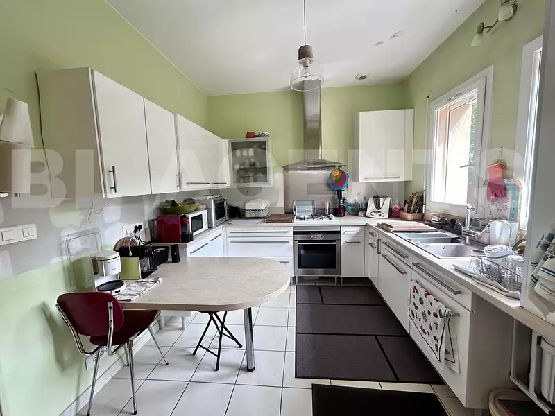 Maison, 165 m²