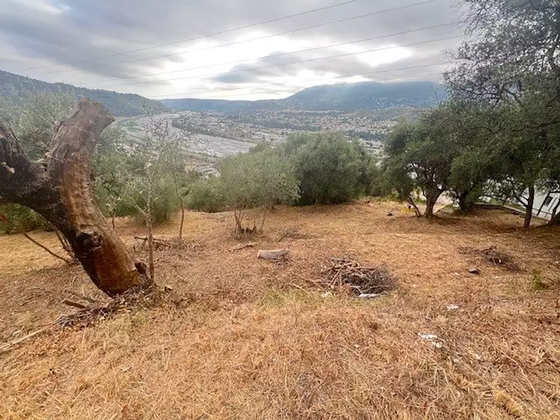 Terrain, 1 127 m²
