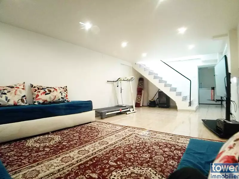 Maison, 220 m²