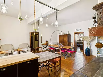 Maison, 239 m²