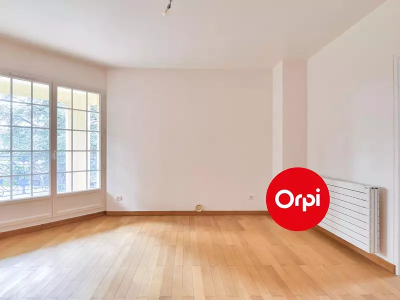 Maison, 302 m²