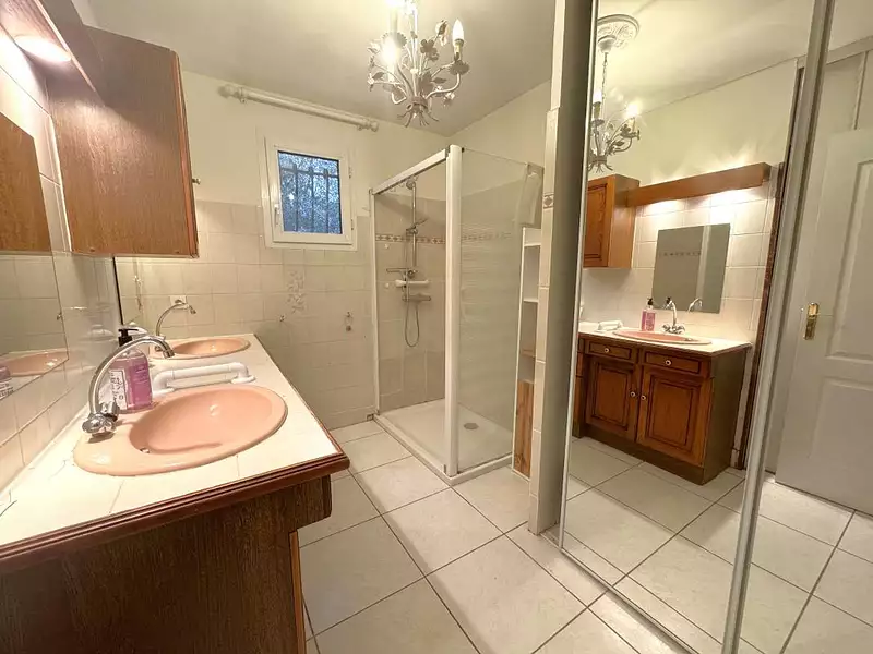 Maison, 147 m²