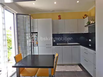 Maison, 137 m²