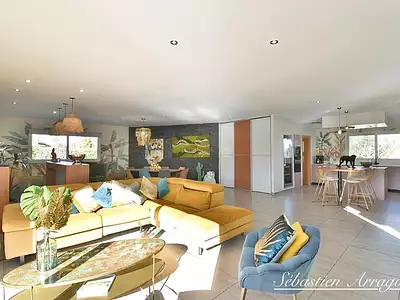 Maison, 195 m²
