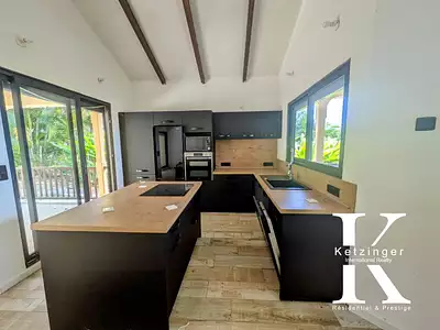 Maison, 171 m²