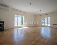 Maison, 223 m²