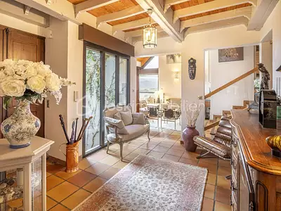 Maison, 161 m²