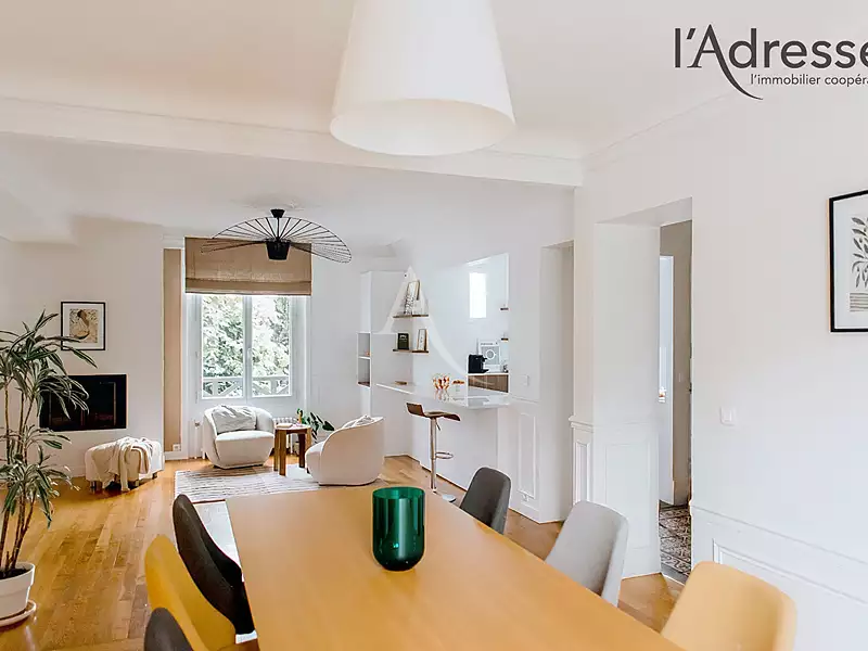 Maison, 325 m²