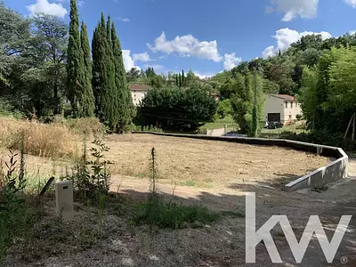 Terrain, 1 025 m²