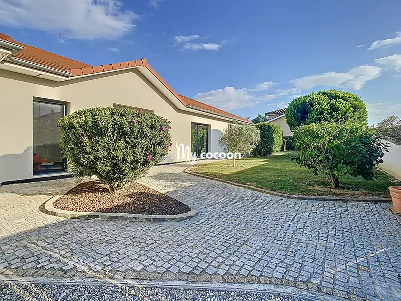 Maison, 180 m²