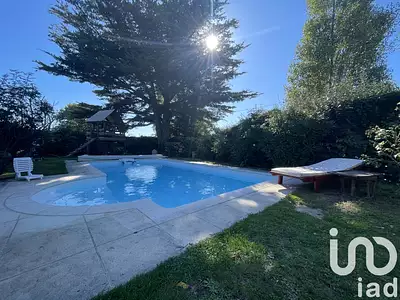 Maison, 275 m²