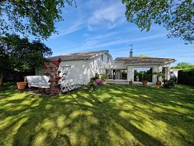 Maison, 215 m²