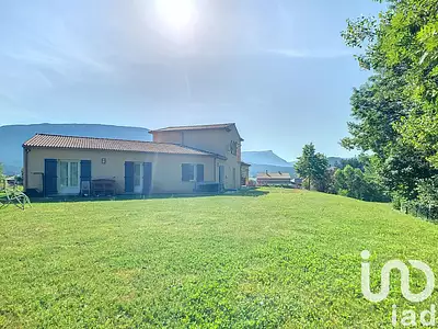 Maison, 220 m²