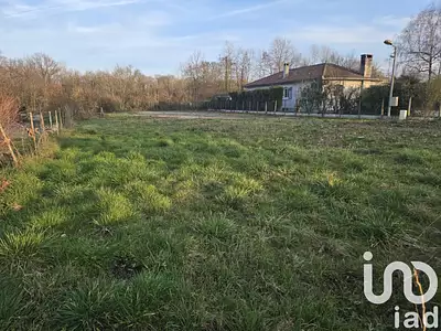 Terrain, 1 367 m²