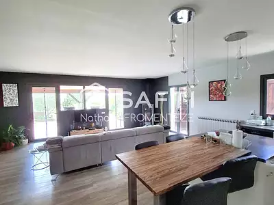 Maison, 183 m²