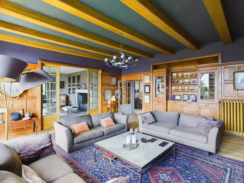 Maison, 756 m²
