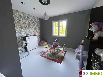 Maison, 168 m²