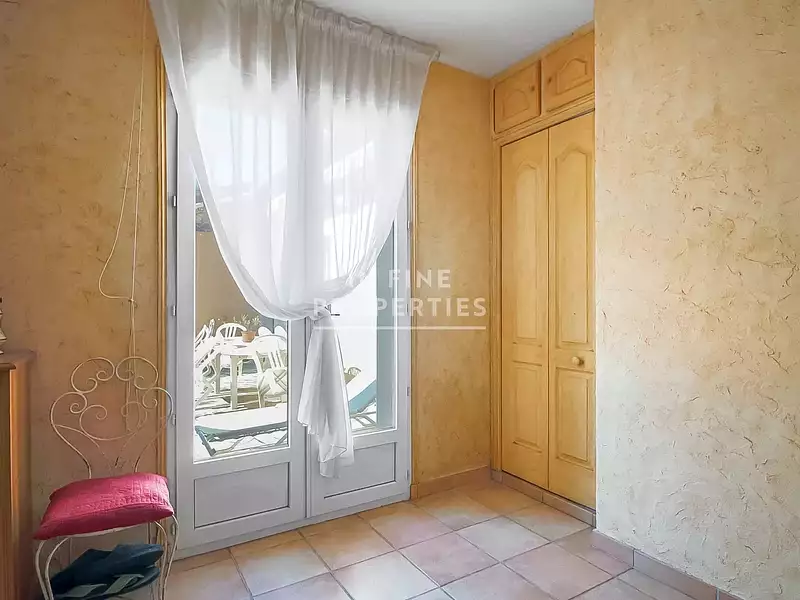 Maison, 161 m²
