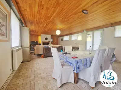 Maison, 275 m²