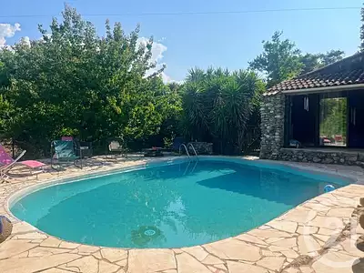 Maison, 240 m²