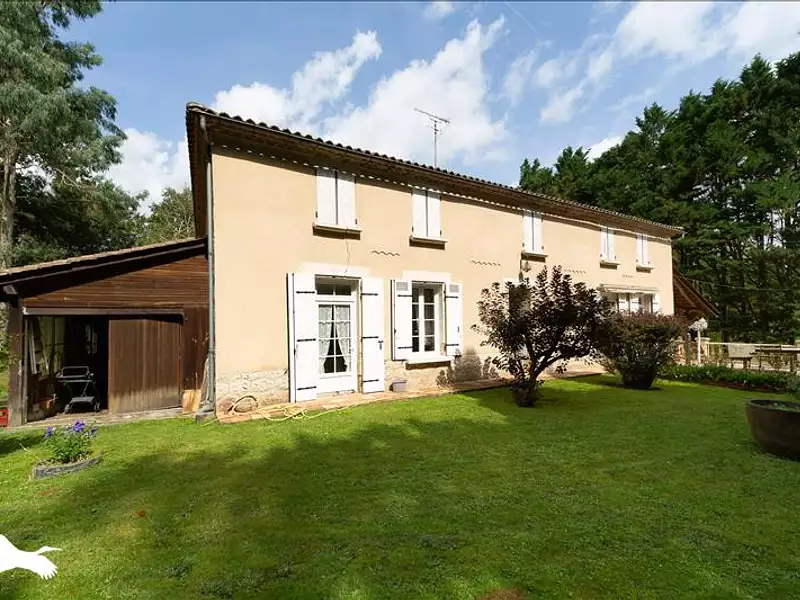Maison, 163 m²
