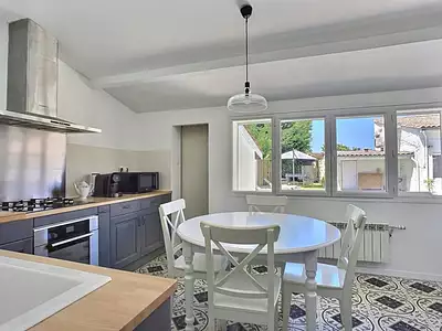 Maison, 240 m²