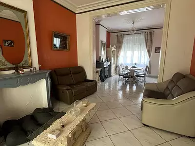 Maison, 254 m²